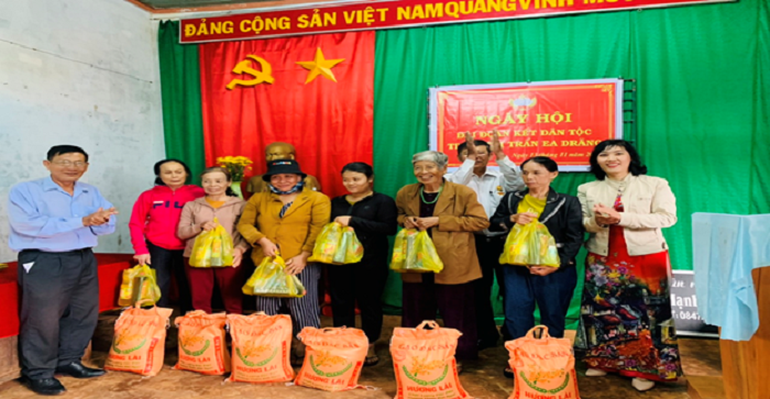 Ngày hội đại đoàn kết toàn dân tộc tại Tổ dân phố 12, thị trấn Ea Drăng, huyện Ea H’leo